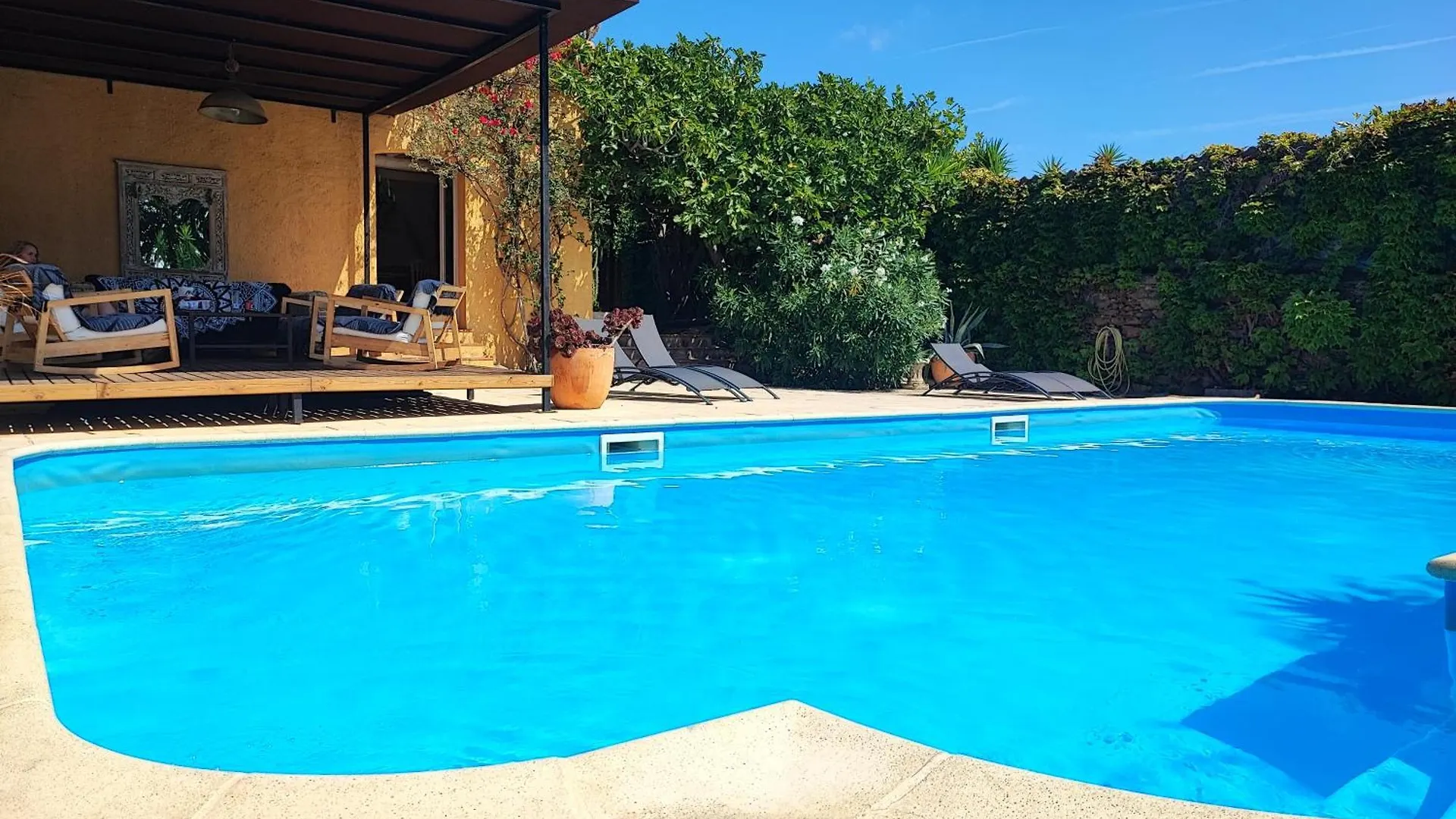 بيت للعطل فيلا Ca La Figuera, Casa De Pueblo Con Piscina En Costa Brava Palau Saverdera